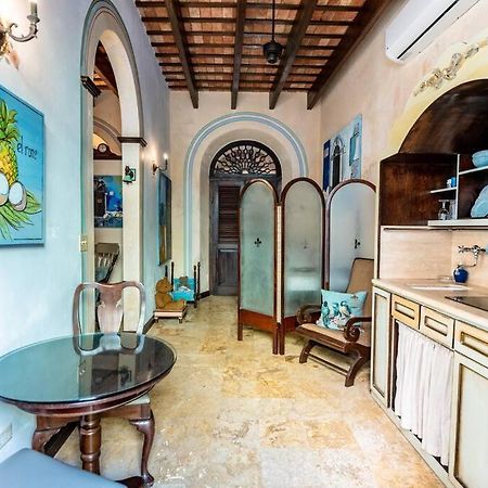דירות Charming Retreat In Old סן חואן מראה חיצוני תמונה